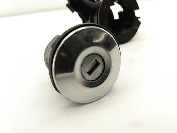 Jaguar XF Trunk Lock Cylinder