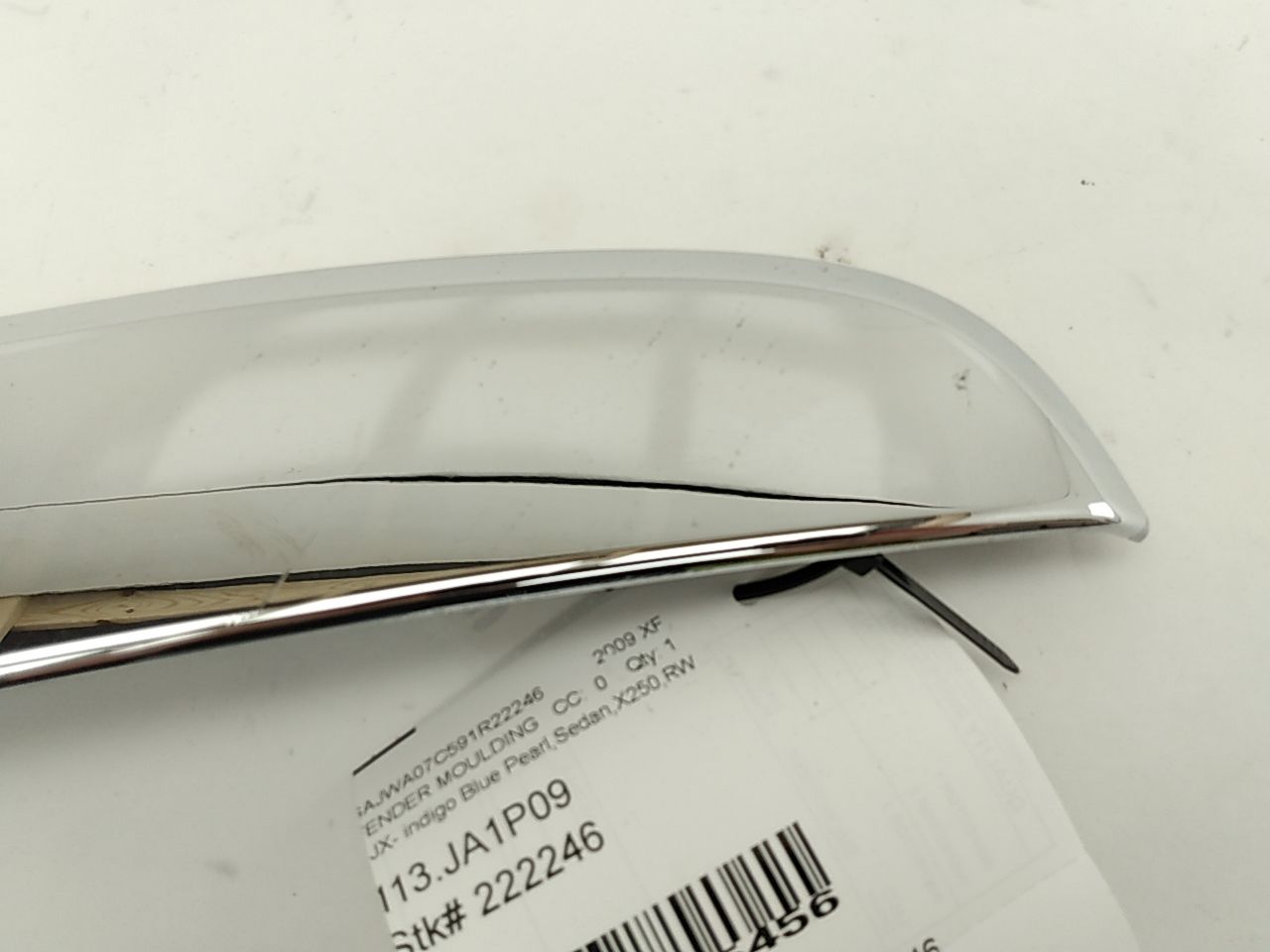 Jaguar XF Front Right Fender Moulding