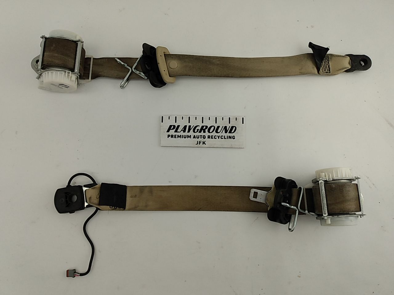 Jaguar XF Pair of Front Seat Belts (2)