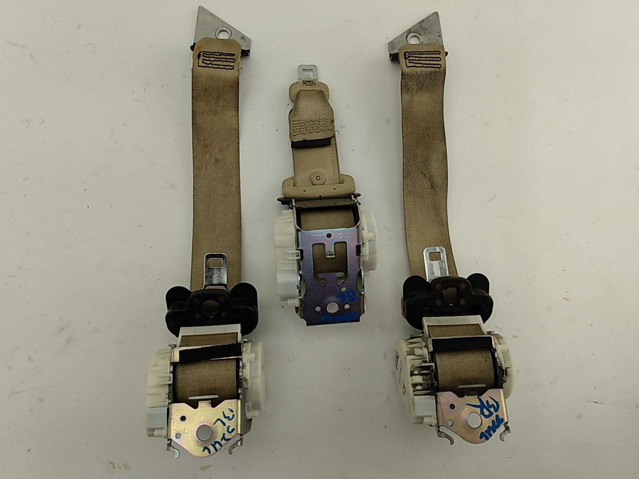 Jaguar XF Set of Rear Seat Belts (3) - 0