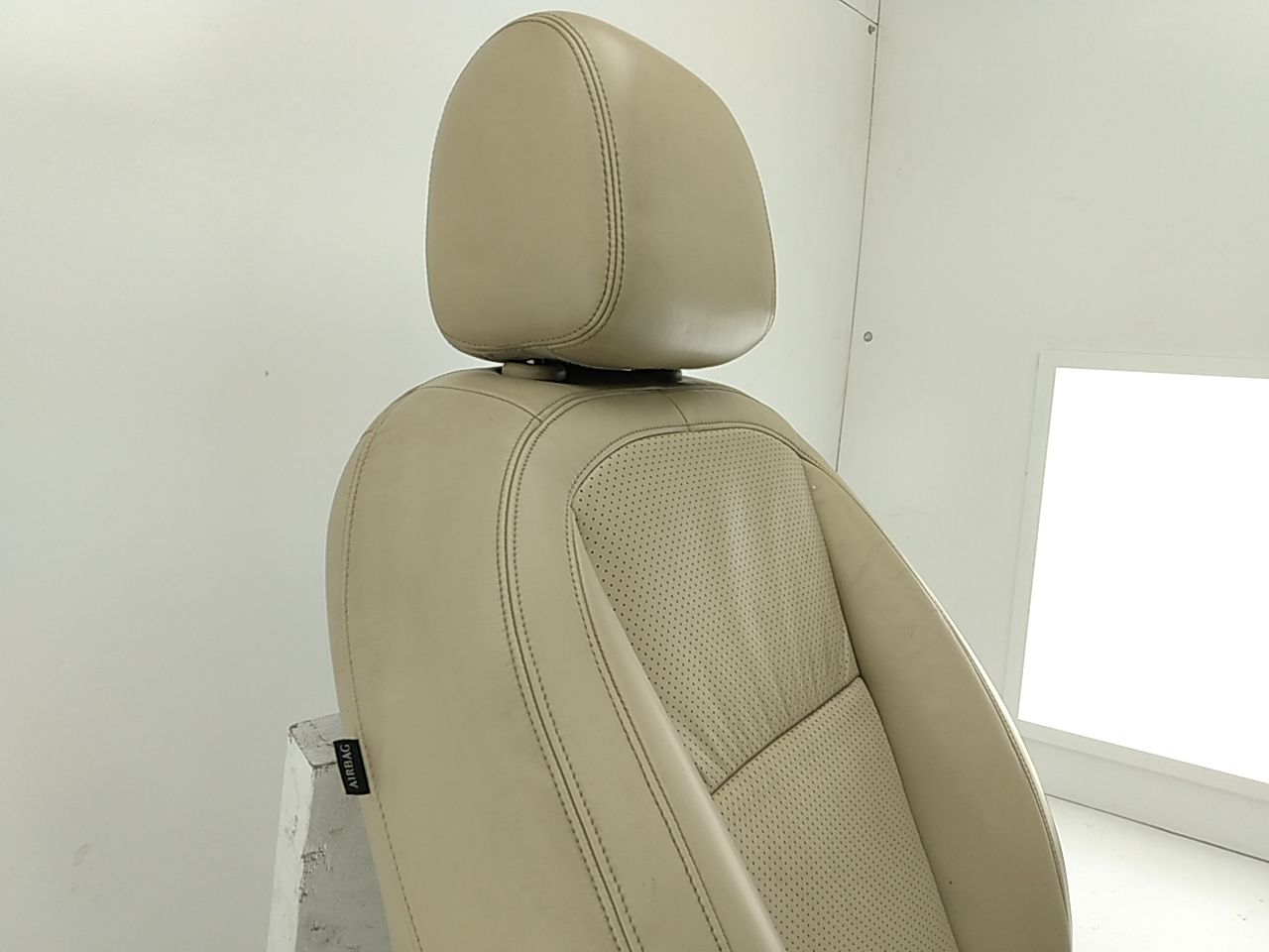 Jaguar XF Right Front Seat Top Section