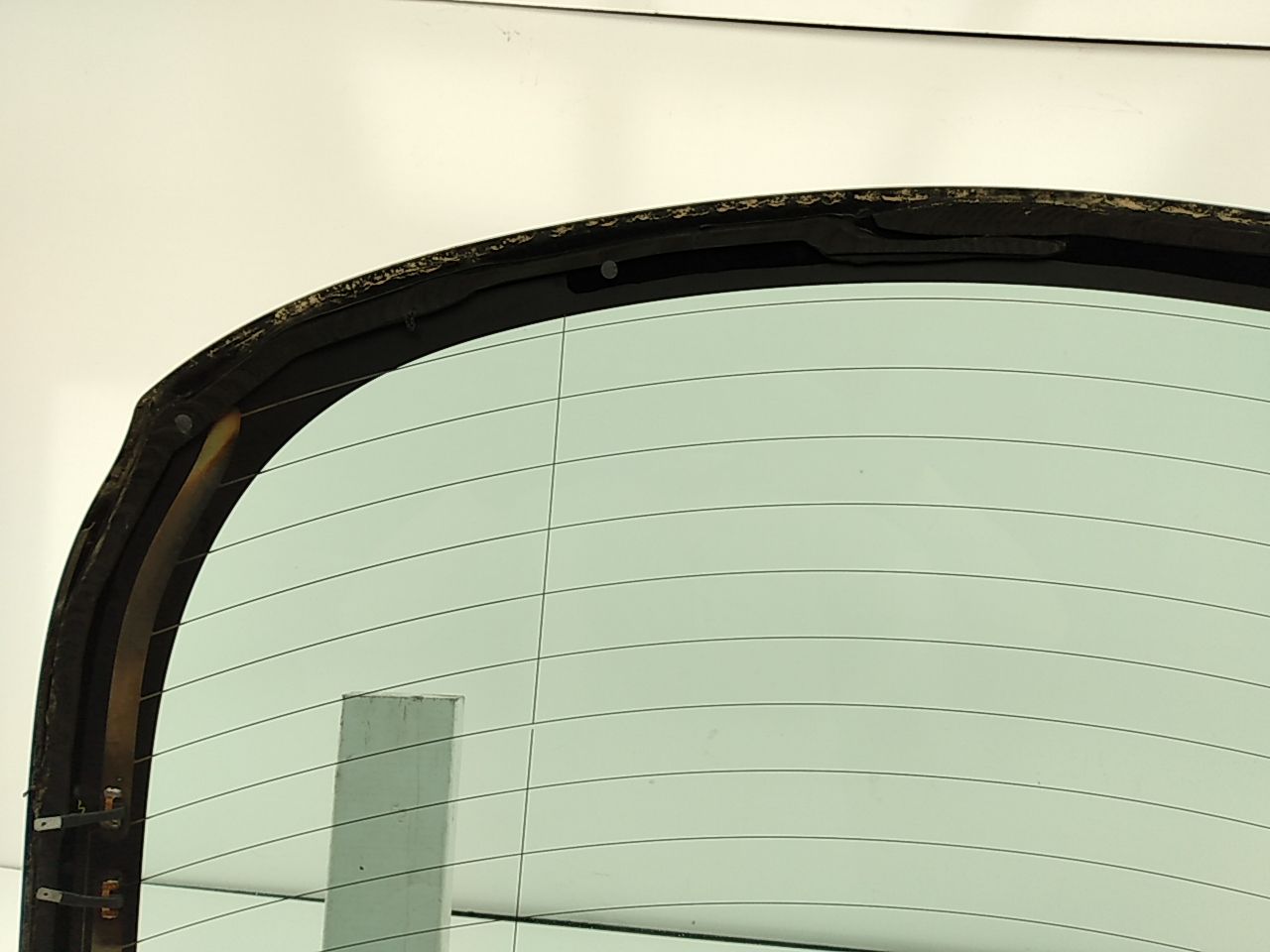 Jaguar XF Rear Glass