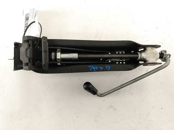 Audi A3 Vehicle Jack