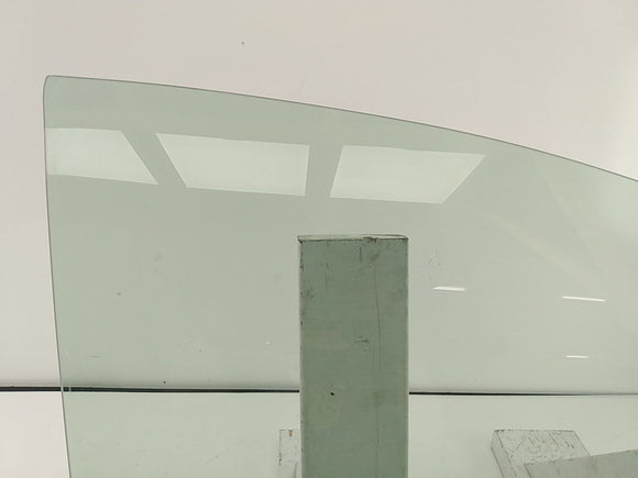 Nissan Leaf Front Right Door Glass
