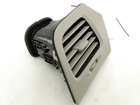 Nissan Leaf Front Right Dash Air Vent - 0