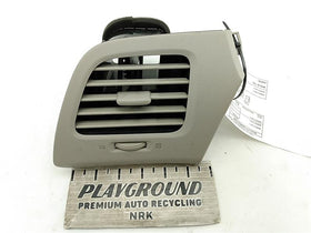 Nissan Leaf Front Right Dash Air Vent