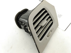 Nissan Leaf Front Right Dash Air Vent - 0