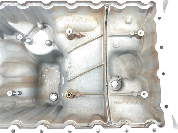 Porsche Cayenne Engine Oil Pan
