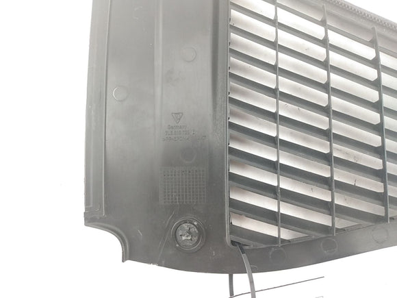 Porsche Cayenne Front Left Cowl Vent