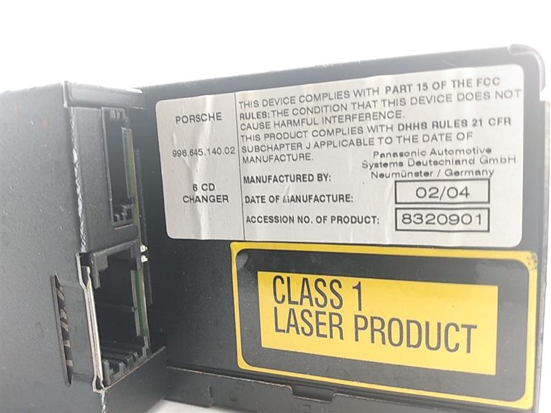 Porsche Cayenne CD Changer | Playground PAR