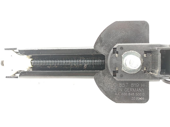 Porsche Cayenne Front Right Seat Belt Height Adjuster