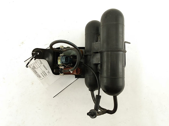 Jaguar XK8 Vacuum Switching Valve & Tank Assembly
