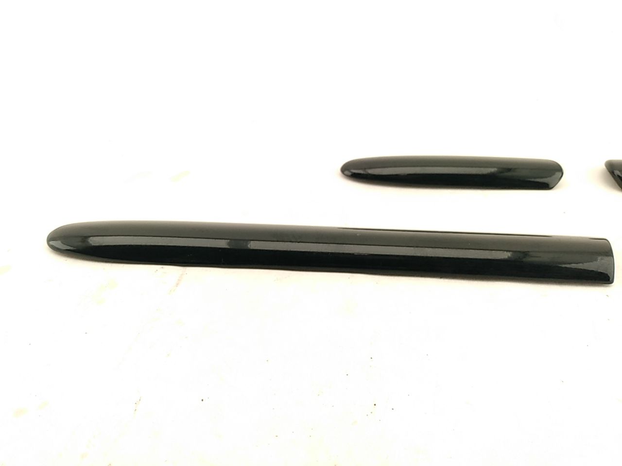 Jaguar XK8 Fender Moulding (Set Of 4)