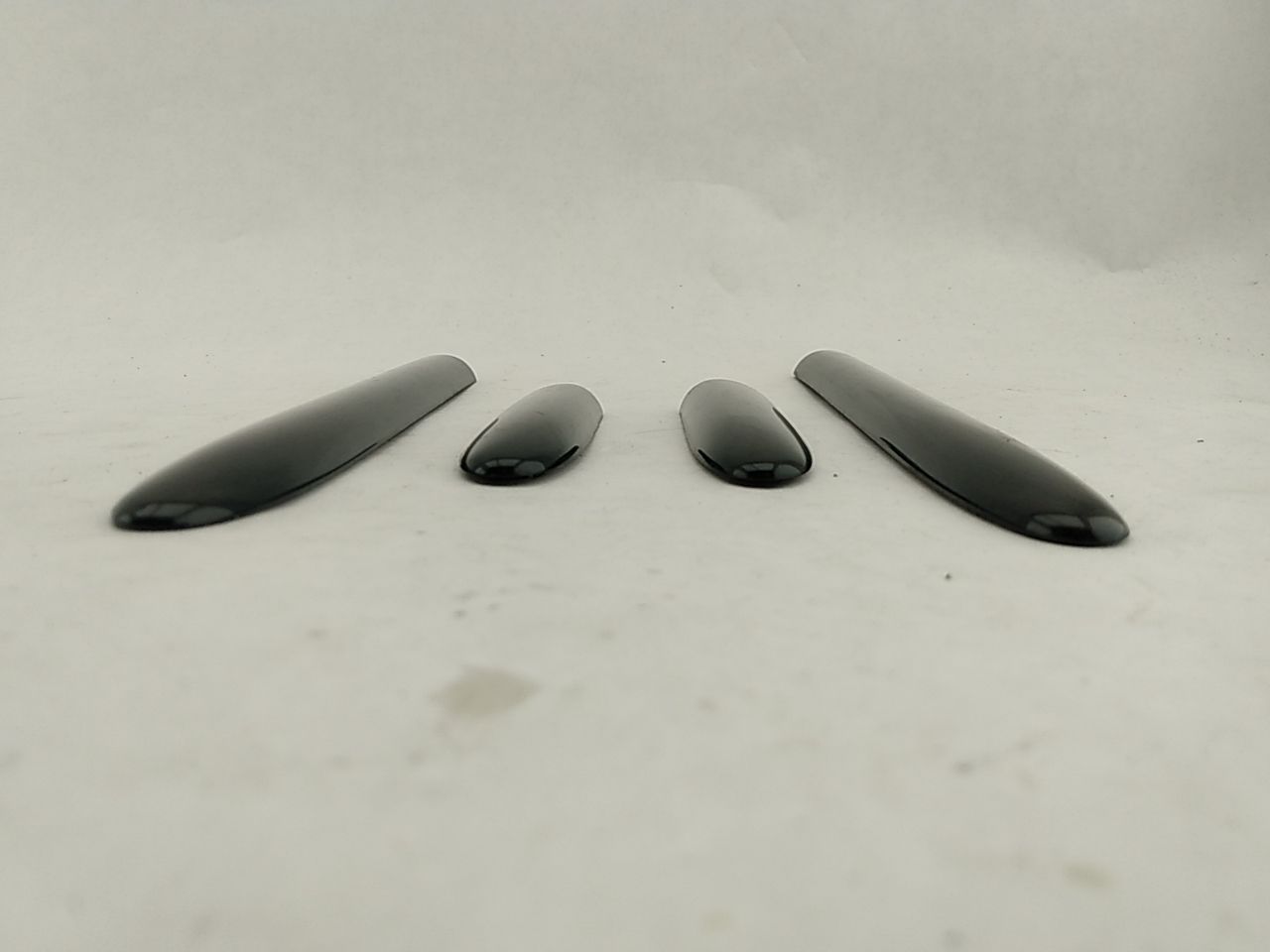 Jaguar XK8 Fender Moulding (Set Of 4)