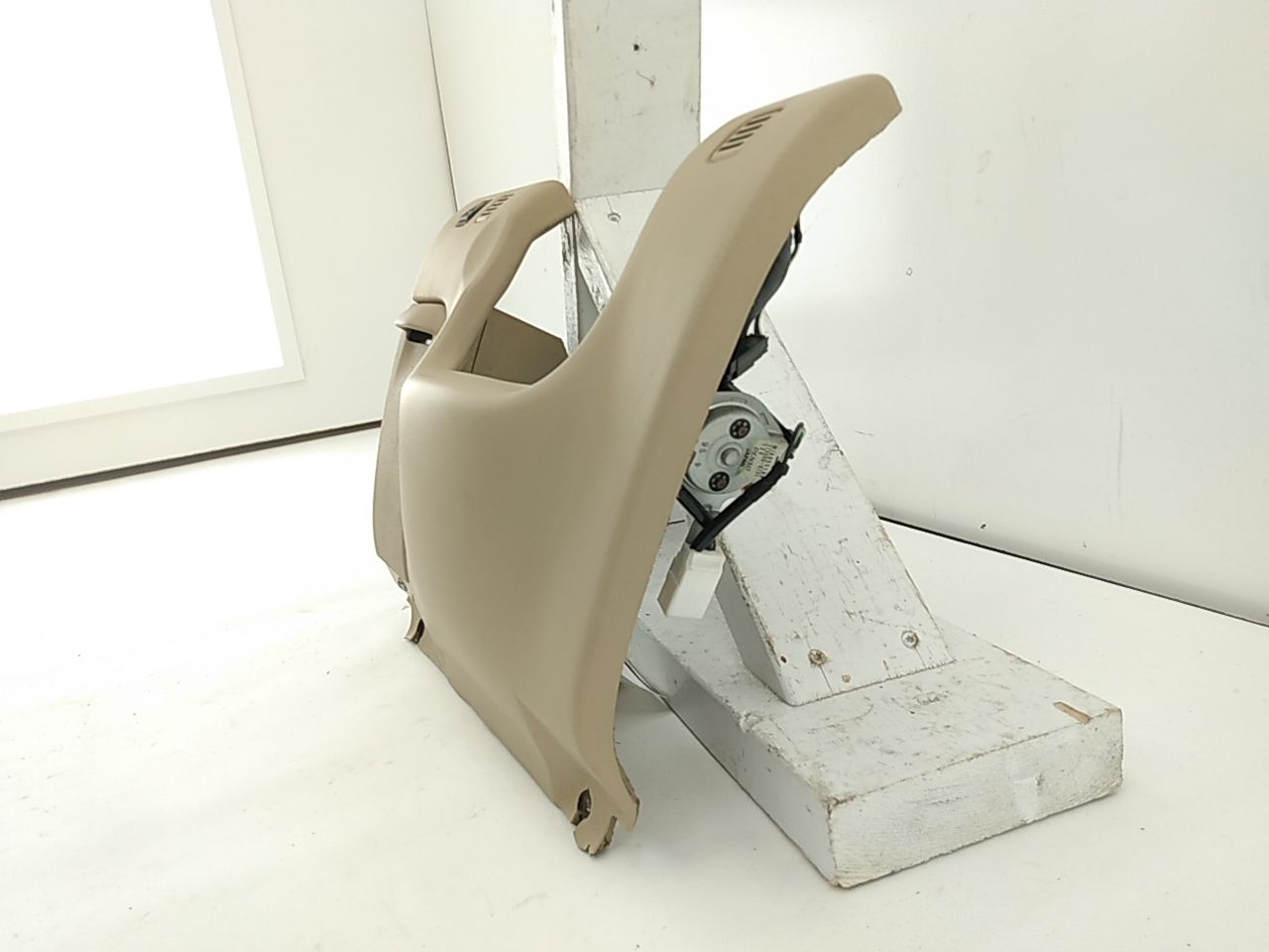 Jaguar XK8 Front Left Knee Bolster