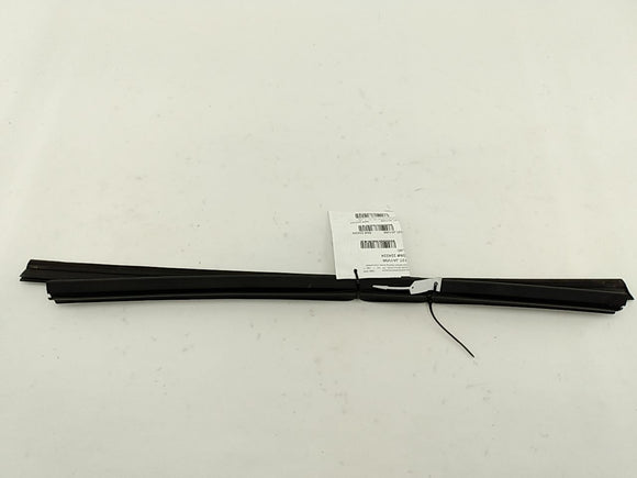 Jaguar XK8 Right Door Window Seals