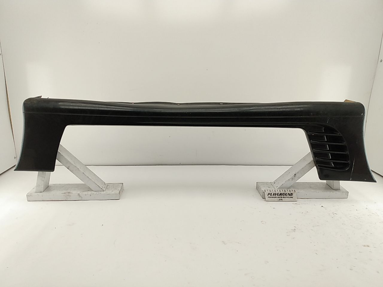 Mitsubishi 3000GT Right Side Skirt