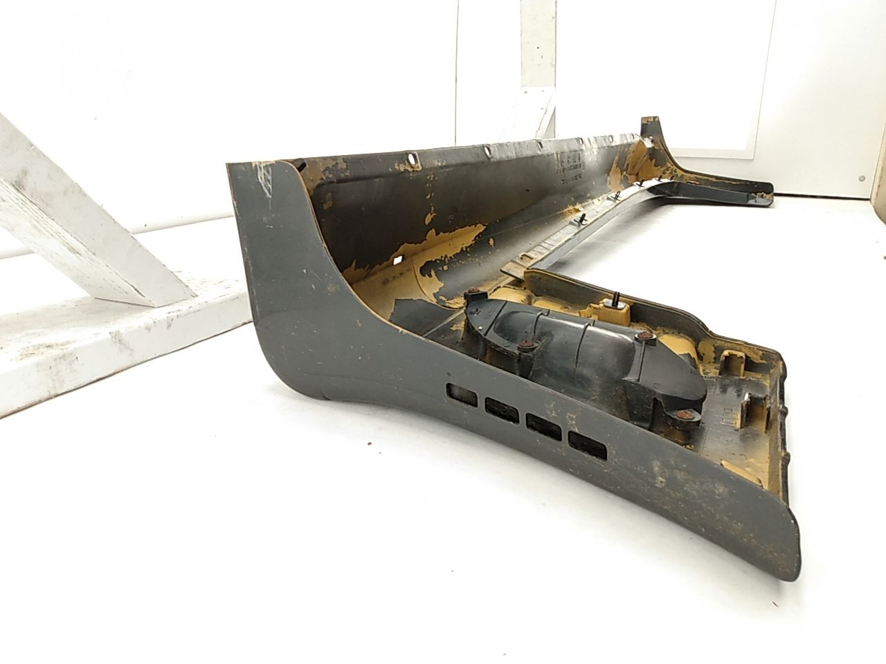 Mitsubishi 3000GT Right Side Skirt