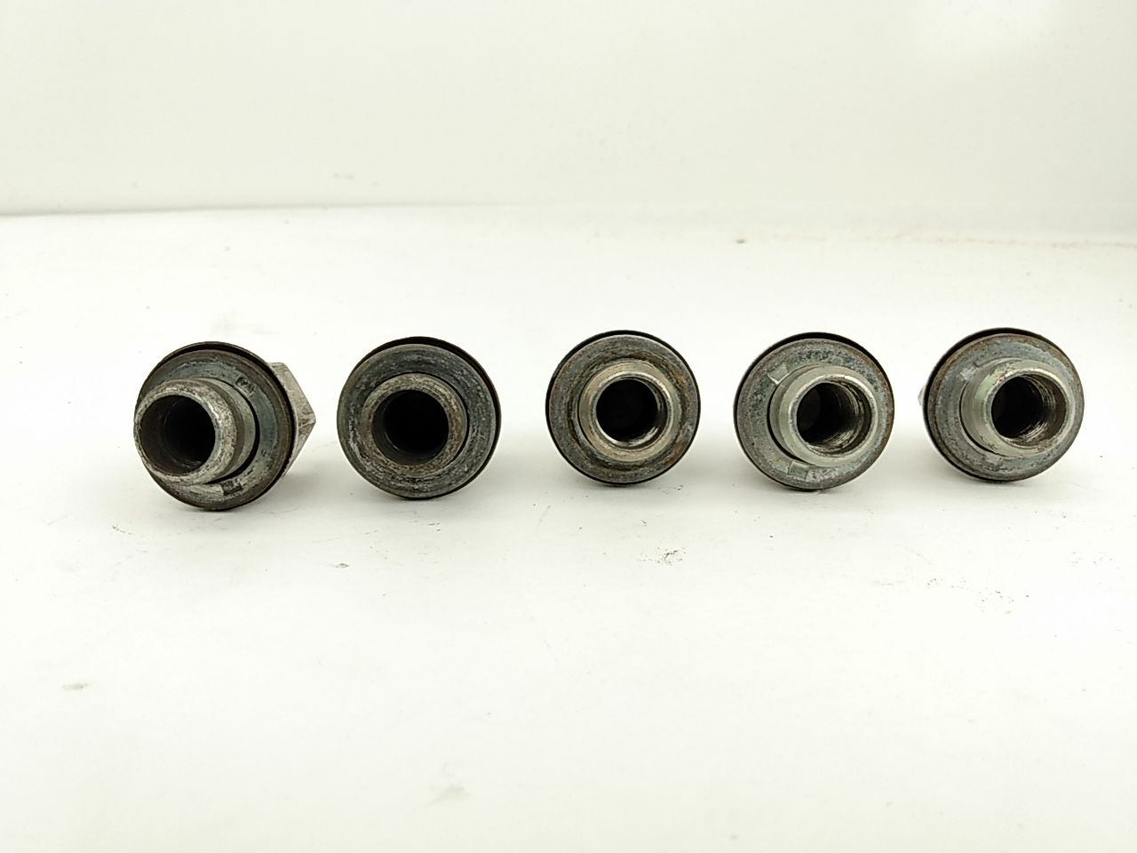 Jaguar XKR Set Of 5 Lug Nuts