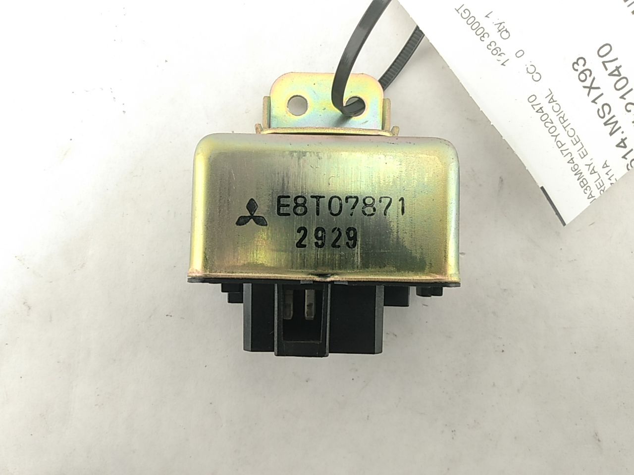 Mitsubishi 3000GT Fuel Pump Main Relay - 0