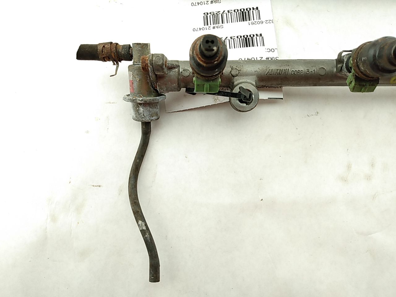 Mitsubishi 3000GT Fuel Rail W/ Injectors - 0