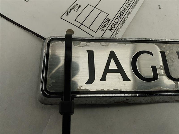 Jaguar XJ6 Trunk Jaguar Badge
