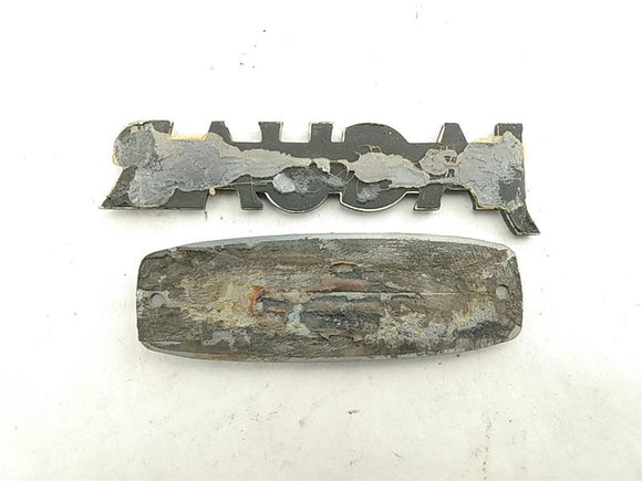 Jaguar XJ6 Front Right Fender Jaguar Badges