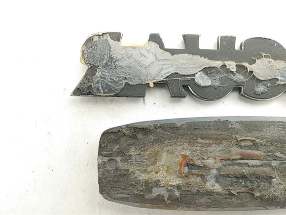 Jaguar XJ6 Front Right Fender Jaguar Badges