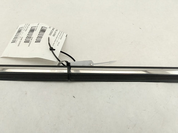 Jaguar XJ6 Front Right Window Sweep