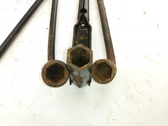 Jaguar XJ6 Vehicle Jack & Tools (Set Of 5 Pieces)