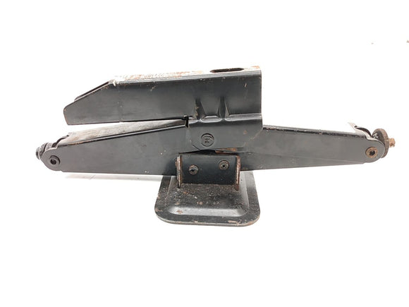 Jaguar XJ6 Vehicle Jack & Tools (Set Of 5 Pieces)