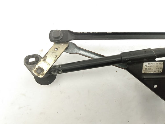 Jaguar XK8 Windshield Wiper Motor