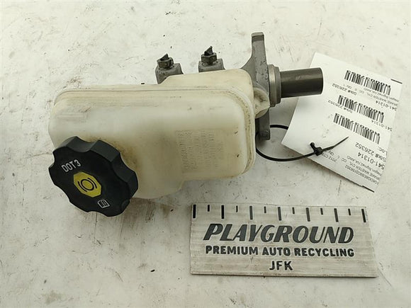 Cadillac CTS Brake Master Cylinder