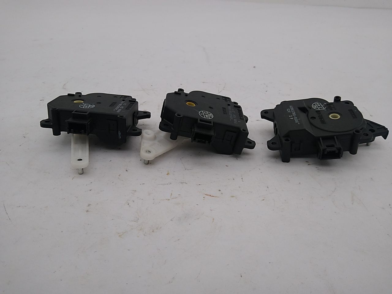 Cadillac CTS HVAC Blend Door Actuator Set (Set Of 3)