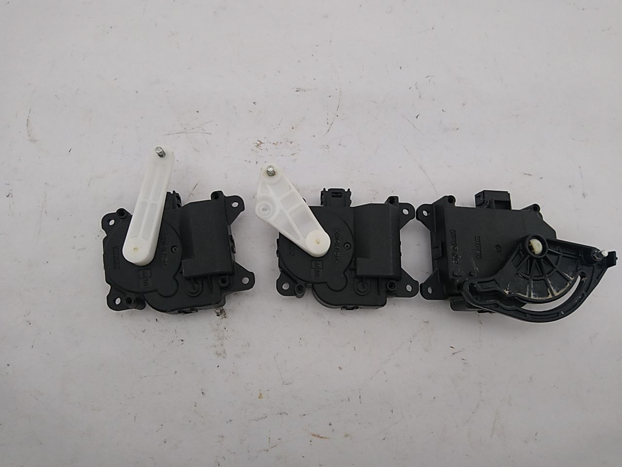 Cadillac CTS HVAC Blend Door Actuator Set (Set Of 3)