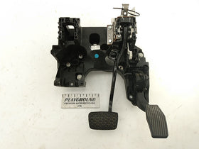 Saab 9-5 Accelerator and Brake Pedal Assembly