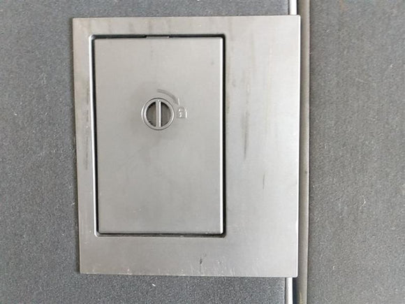 Saab 9-5 Rear Seat Back Rests