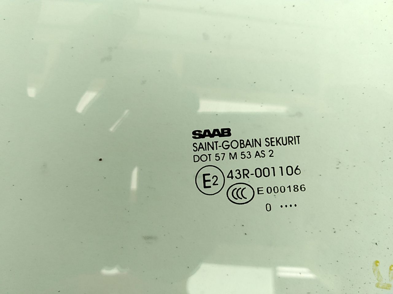 Saab 9-5 Front Left Door Glass