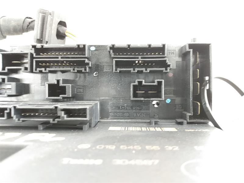 Mercedes CLK320 Front Left Cabin Fuse Box