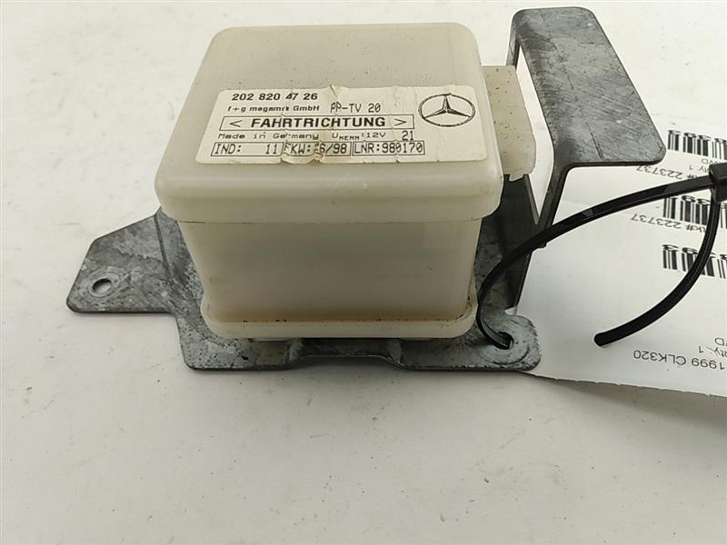 Mercedes CLK320 Alarm Control Module