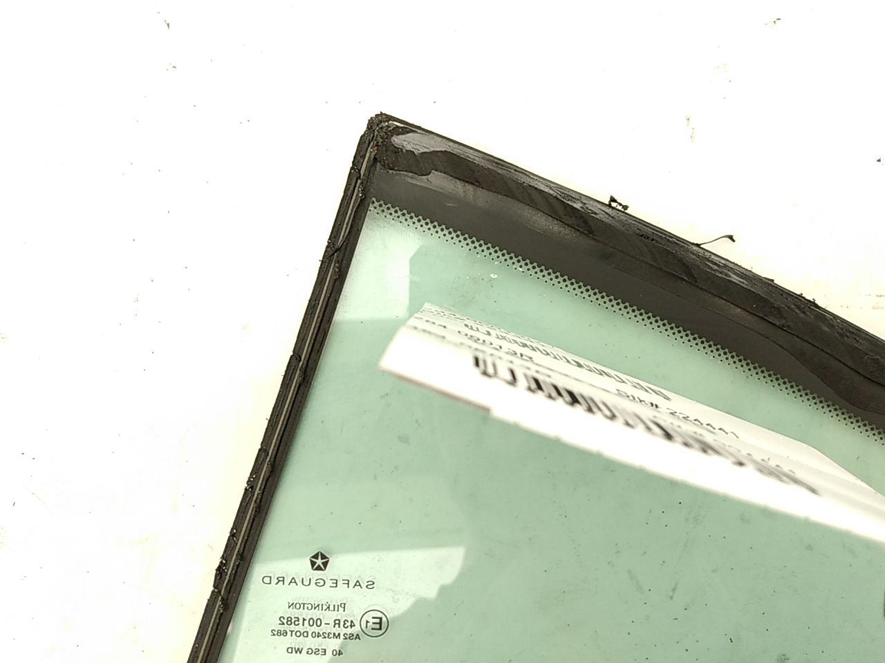 Chrysler Crossfire Rear Right Quarter Glass