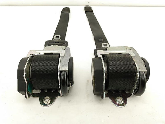 Chrysler Crossfire Front Seat Belt Retractor Set