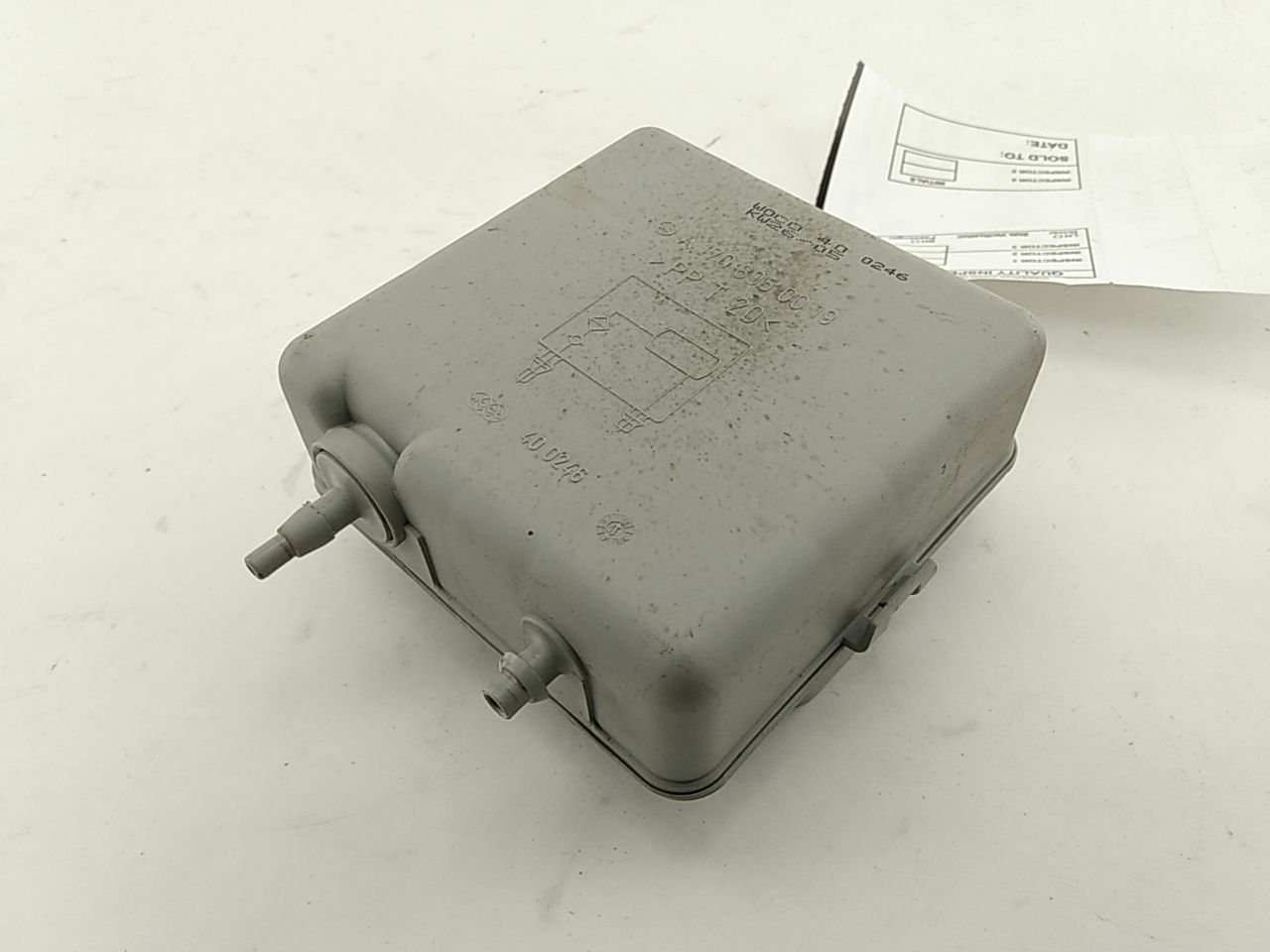 Chrysler Crossfire Front Right Vacuum Valve