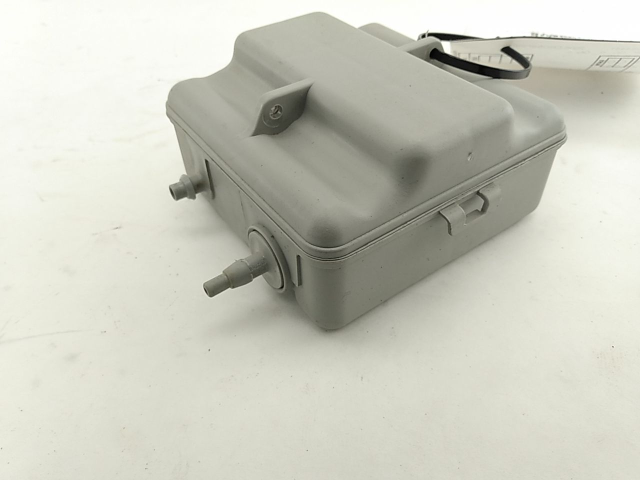 Chrysler Crossfire Front Right Vacuum Valve