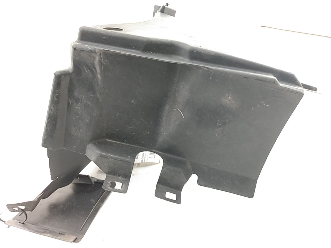 Chrysler Crossfire Front Right Lower Fender Liner