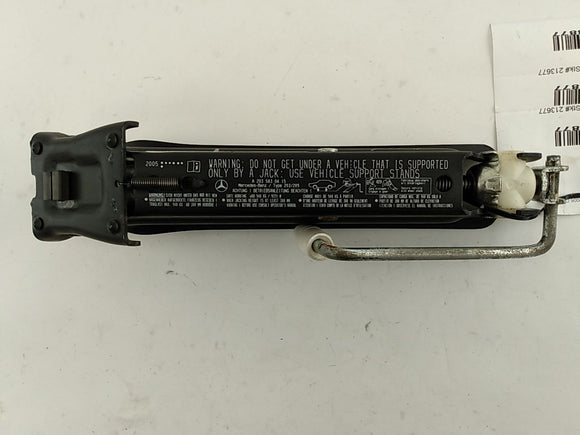 Chrysler Crossfire Vehicle Jack