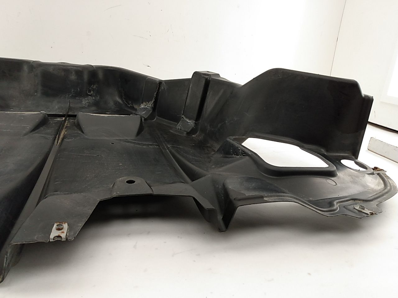 Nissan Leaf Rear Center Under Car Shield