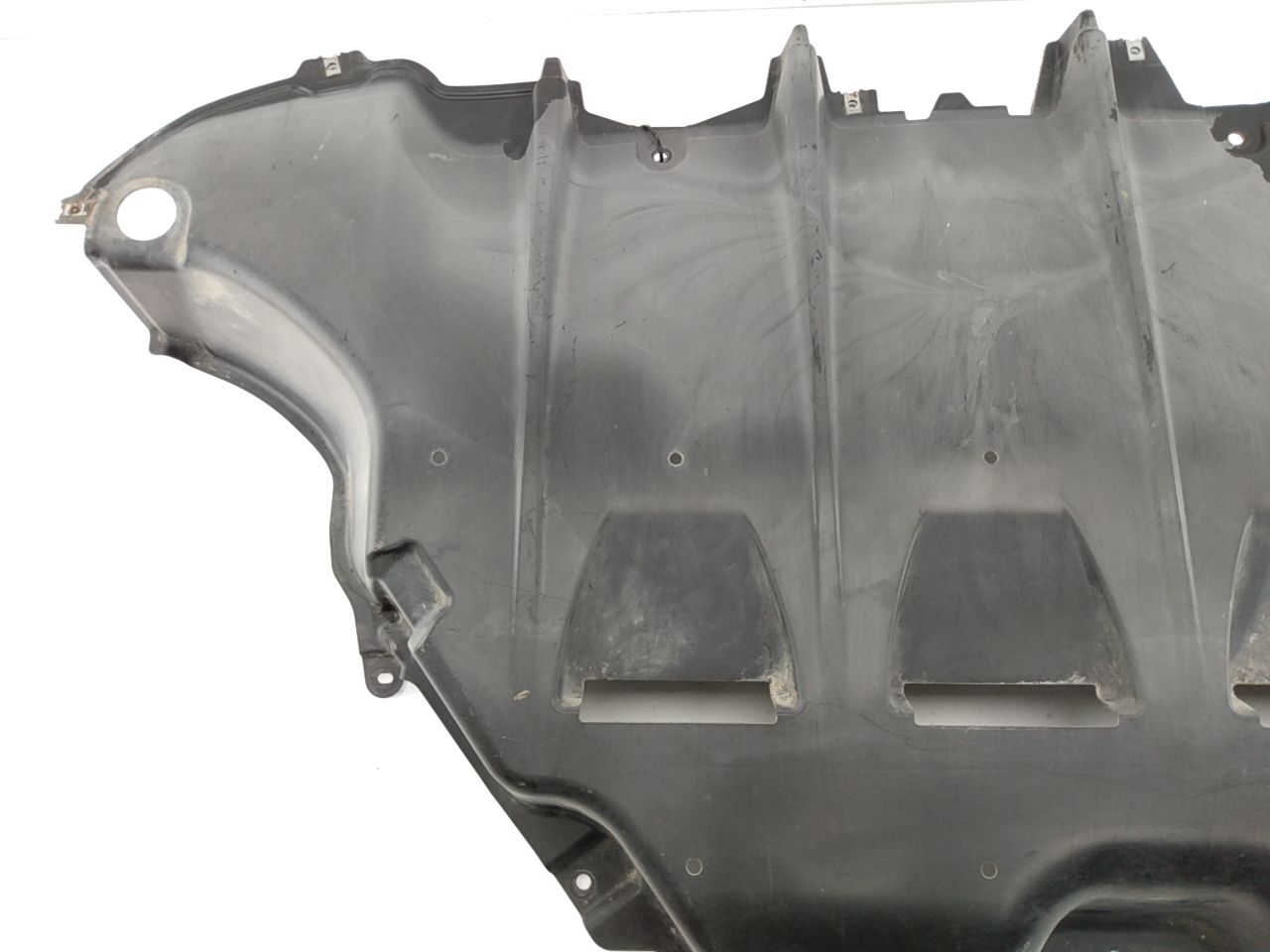 Nissan Leaf Rear Center Under Car Shield