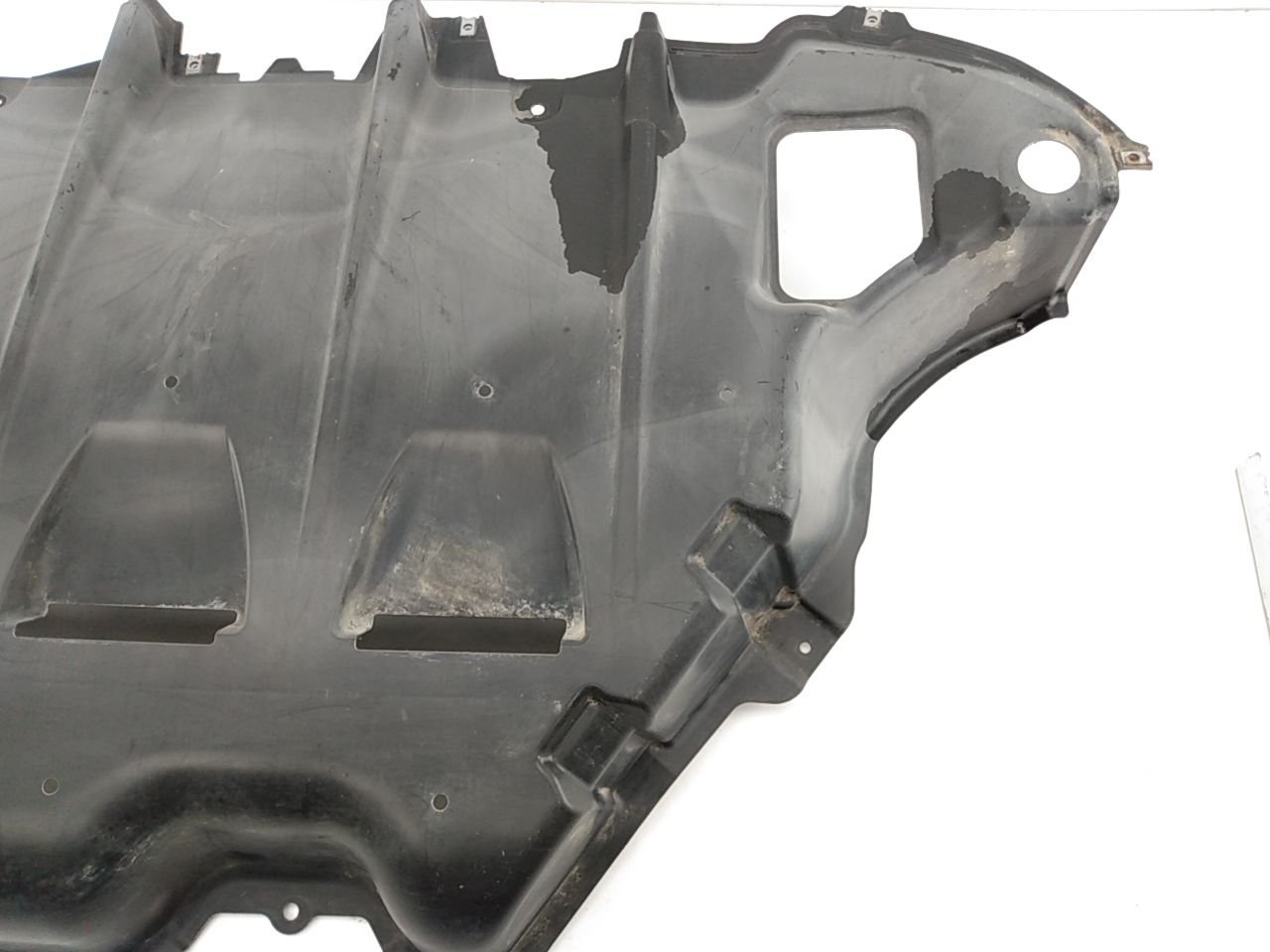 Nissan Leaf Rear Center Under Car Shield