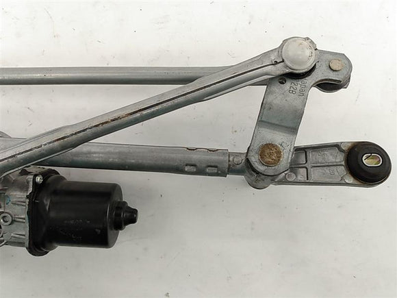 Nissan Leaf Front Windshield Wiper Motor & Transmission